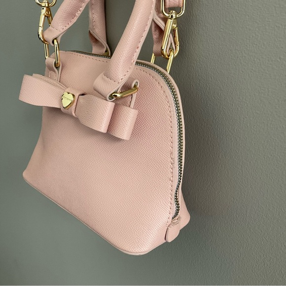 Betsey Johnson Mini Crossbody. EUC - Picture 6 of 8